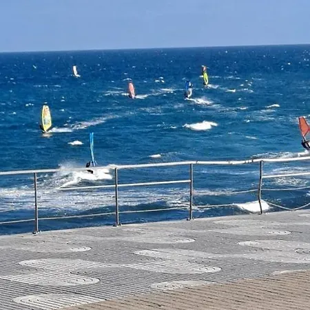 Surf Brothers Vecindario (Gran Canaria)